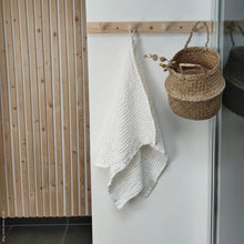 Cargar imagen en el visor de la galería, Toalla de lino y algodón blanco