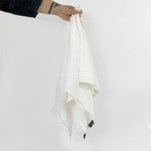 Cargar imagen en el visor de la galería, Servilletas de lino blanco