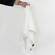 Cargar imagen en el visor de la galería, Servilletas de lino verde oliva